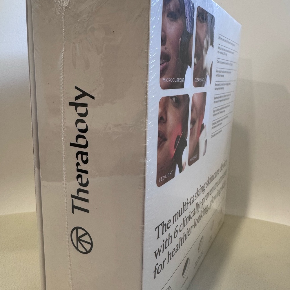 Therabody TheraFace PRO Skincare Device lift and firm - Picture 6 of 6